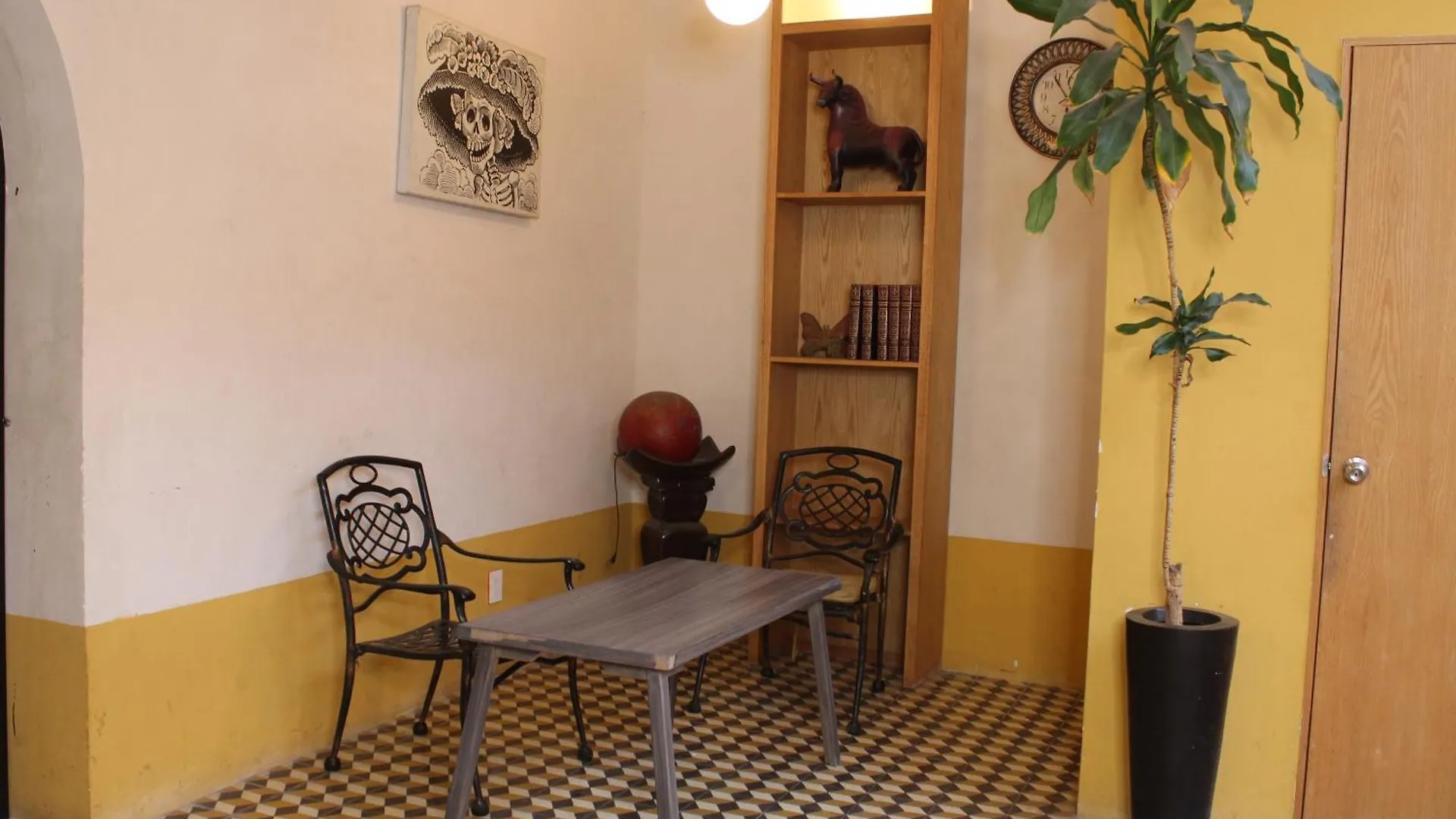 Guest house Hostal La Loteria Guadalajara