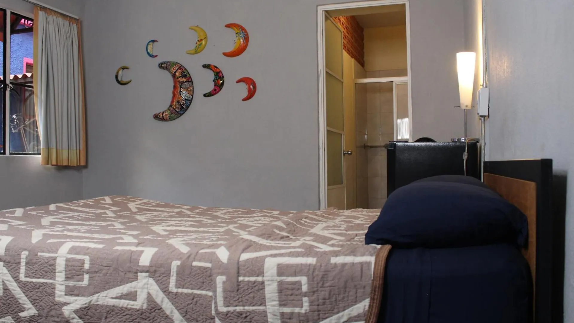 Hostal La Loteria Guadalajara Guest house